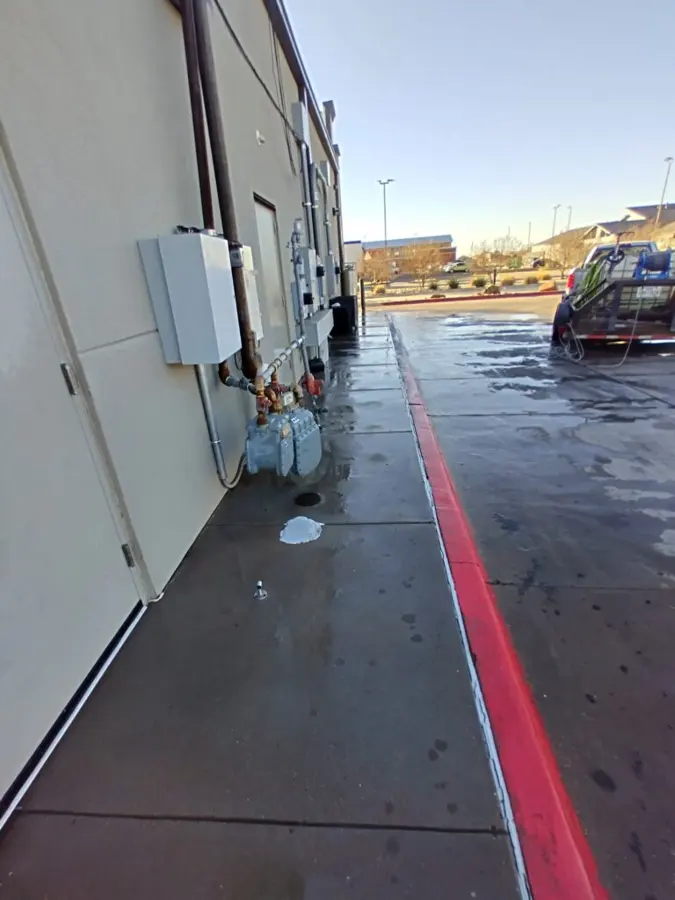 Red fire lane curb